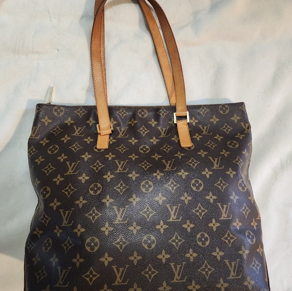 Louis Vuitton Tote - Picture 4 of 9
